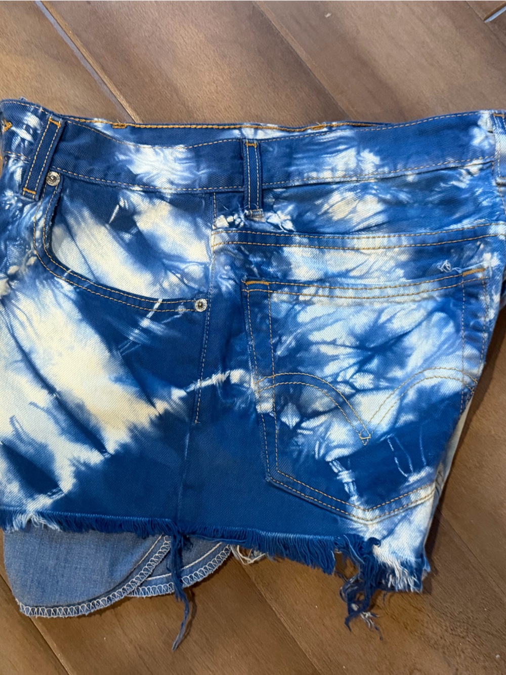 Tie-Dye  Women’s Levi’s Denim Jeans Shorts Vintage , Sz 3